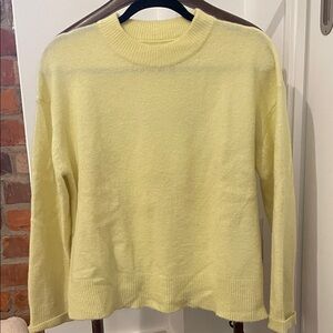 SAMSOE Light Yellow Crew Neck Sweater